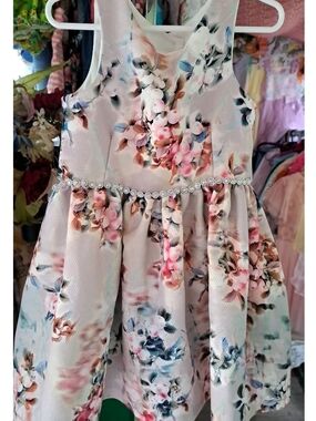 Secret Garden Heirloom Floral Party Dress – Pippa & Julie Size 4T